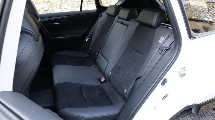 TOYOTA RAV4 ESTATE 2.5 PHEV Design 5dr Auto